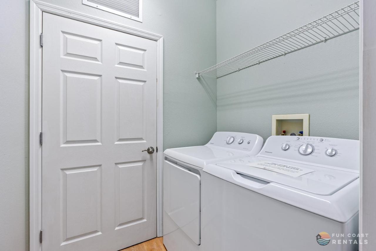 On Flagler Avenue! Dog Friendly With Balcony And Parking Walk To The Beach! New Smyrna Beach Esterno foto