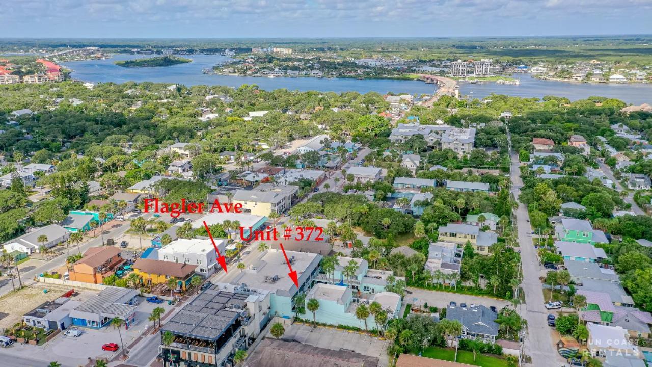 On Flagler Avenue! Dog Friendly With Balcony And Parking Walk To The Beach! New Smyrna Beach Esterno foto