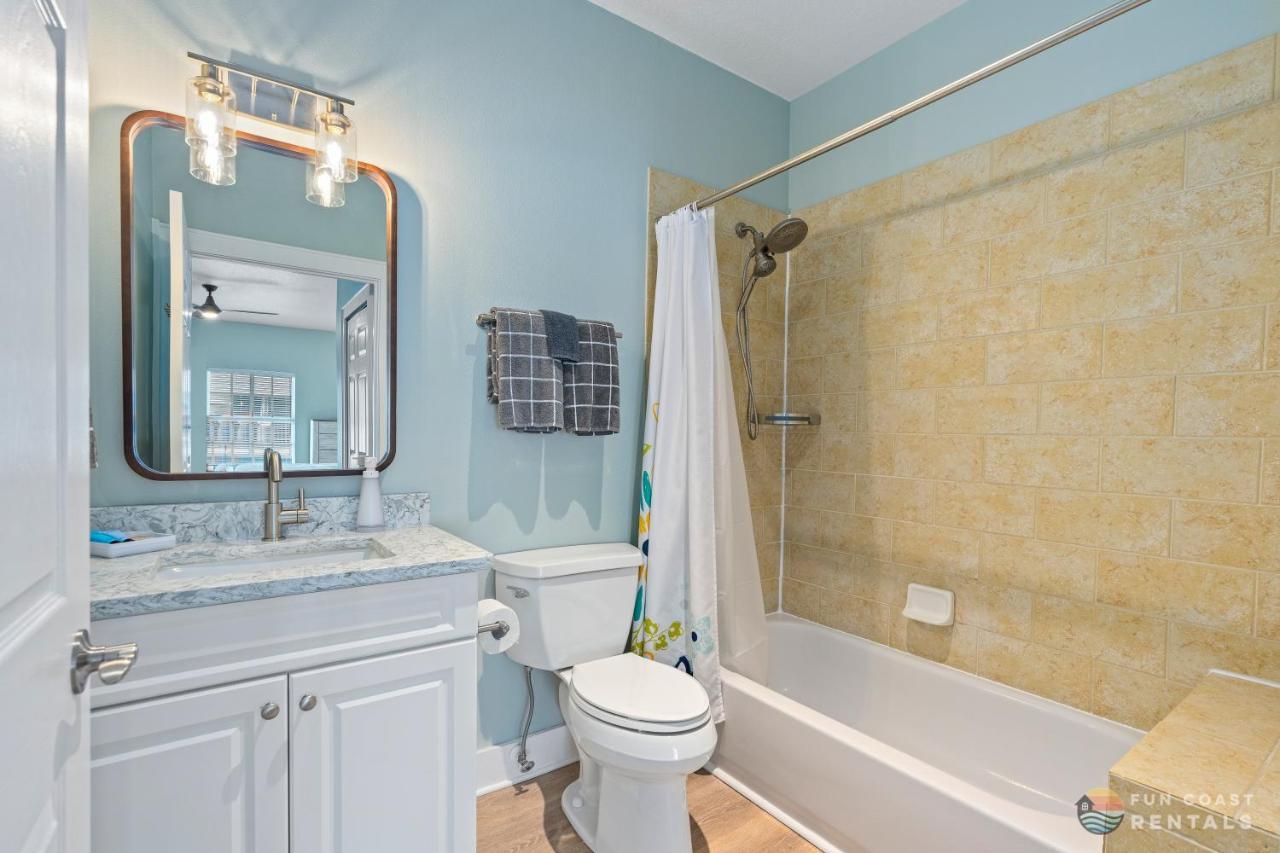 On Flagler Avenue! Dog Friendly With Balcony And Parking Walk To The Beach! New Smyrna Beach Esterno foto