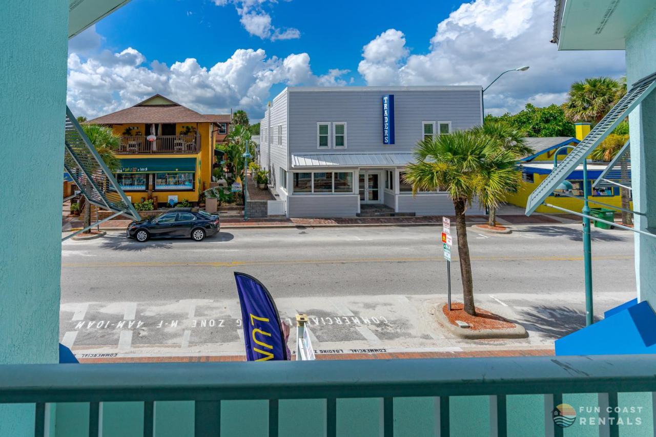 On Flagler Avenue! Dog Friendly With Balcony And Parking Walk To The Beach! New Smyrna Beach Esterno foto