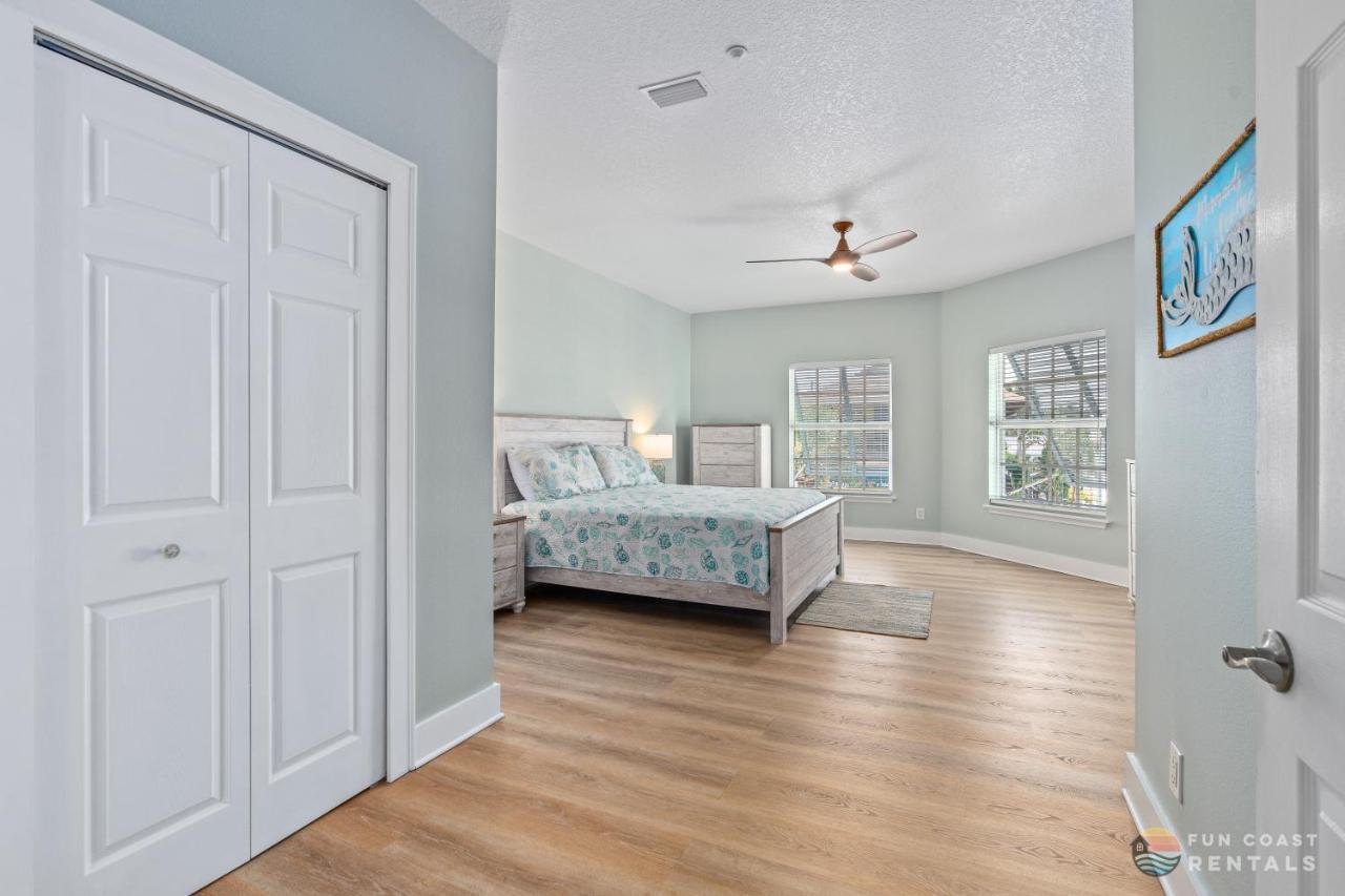 On Flagler Avenue! Dog Friendly With Balcony And Parking Walk To The Beach! New Smyrna Beach Esterno foto